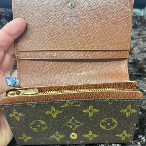Louis Vuitton Vintage Tressor Canvas Wallet  in Classic Monogram. EUC - Picture 10 of 17